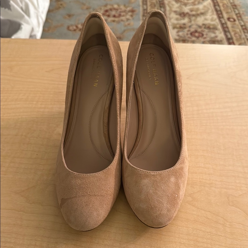 Cole Haan Women's Tan Suede Pumps